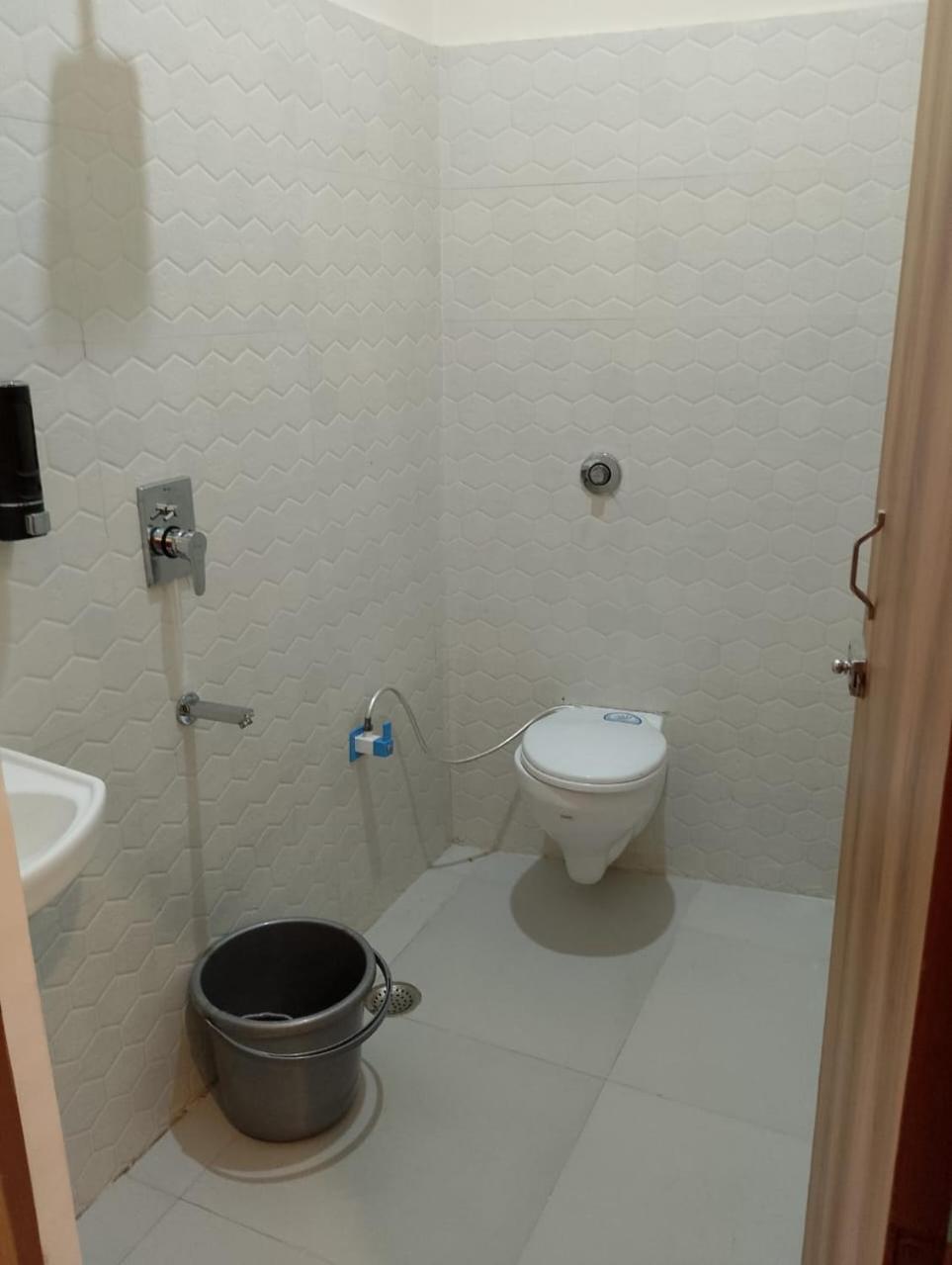 Hotel Lr Delite Inn Mathura Zewnętrze zdjęcie